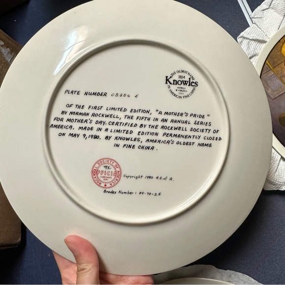 4pcs Norman Rockwell Collector plates the Knowles Mother’s Day series - Picture 11 of 11